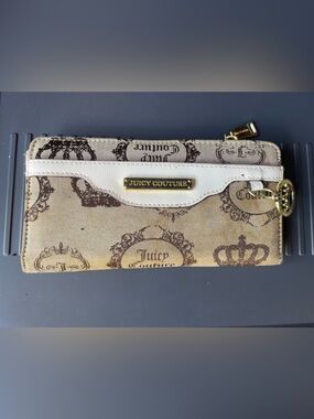 Juicy Couture Beige & Brown Logo Zip Wallet with White Trim